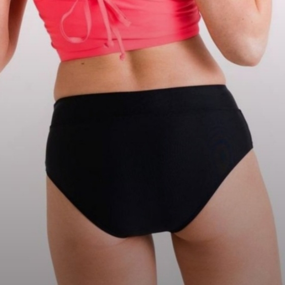 NWT Women's Two-Piece Midkini Hot Pink Top  Mid-Rise Brief Black Bottom Swimsuit - Picture 3 of 7